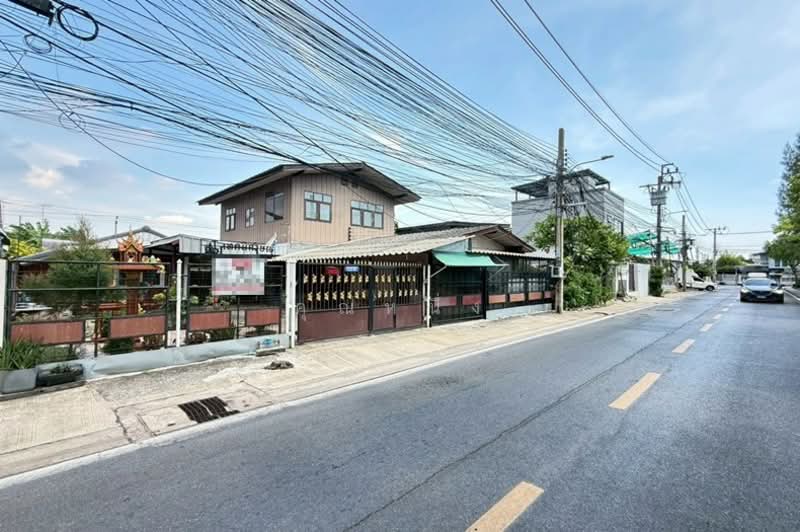 สุขุมวิท 62 พระโขนง, Bangkok