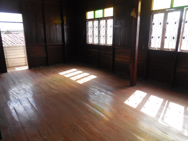 บ้านเดี่ยว ห้างฉัตร