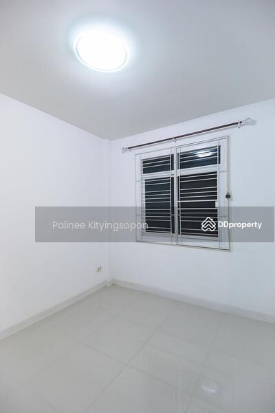 ทาวน์โฮม 2 ชั้น ถนน กัลปพฤกษ์ - กำนันแม้น 13, Bangkok