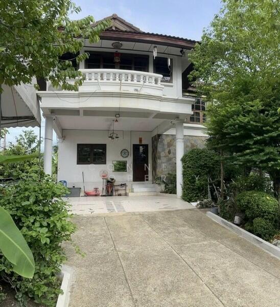 Baan bang mod , Soi 4, Bangkok