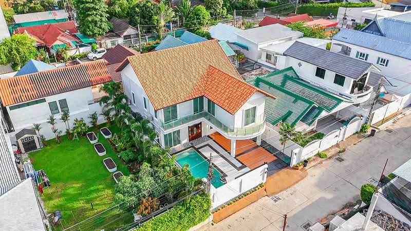 5-BR Villa, Chon Buri (Pattaya)