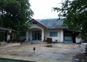 Single-Family House in San Kamphaeng, Chiang Mai