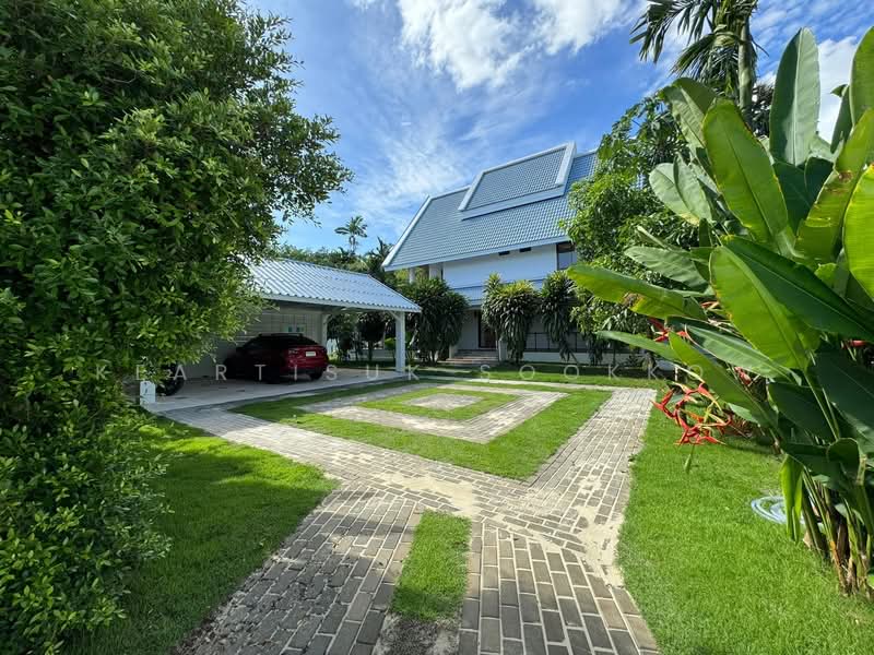 undefined, Phuket