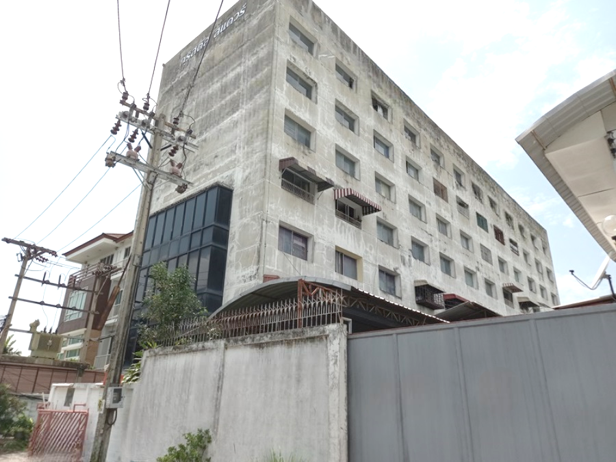 คอนโดมิเนียม โครงการคริสตัลสแควร์ รามอินทรา สายสูงมุมมอง