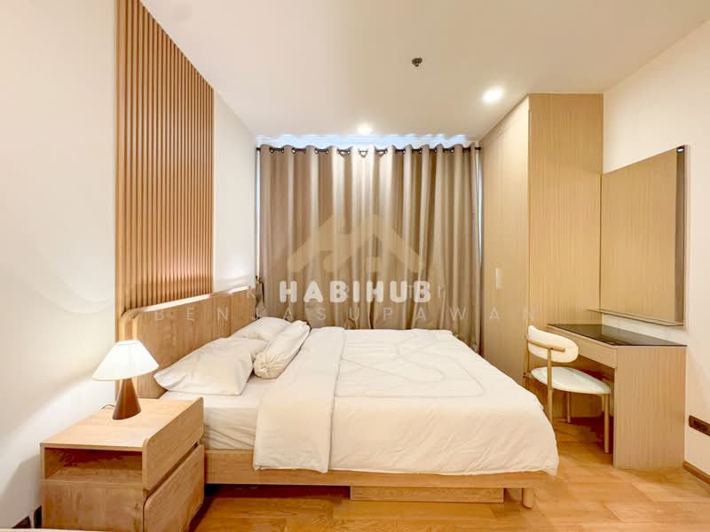 Fuse Sathorn-Taksin, Bangkok