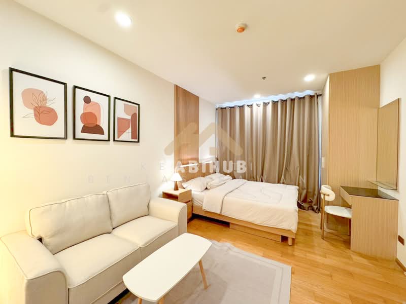 Fuse Sathorn-Taksin, Bangkok