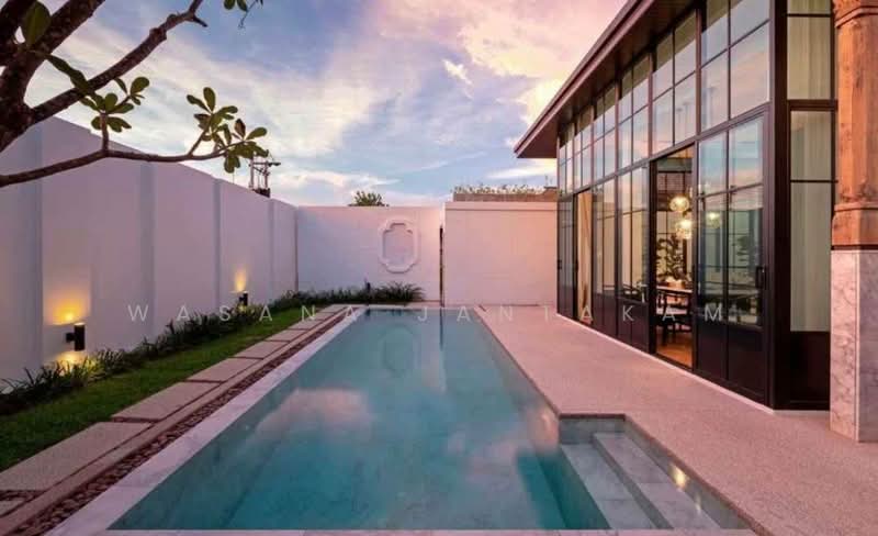 2 Bedrooms Private Pool Villa for Sale in Pasak, Phuket