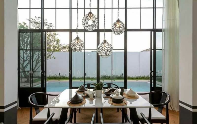 2 Bedrooms Private Pool Villa for Sale in Pasak, Phuket