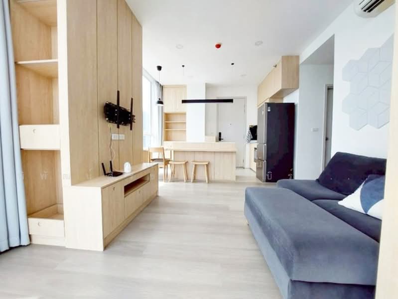 De Lapis Charan 81, Bangkok