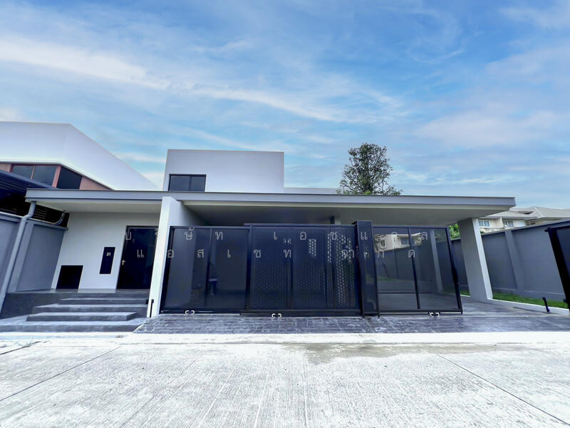 บ้านเดี่ยว 2 ชั้น สร้างเอง ซอย ทวีวัฒนา 20 พุทธมณพลสาย 3 (บ้านใหม่ไม่เคยอยู่), Bangkok