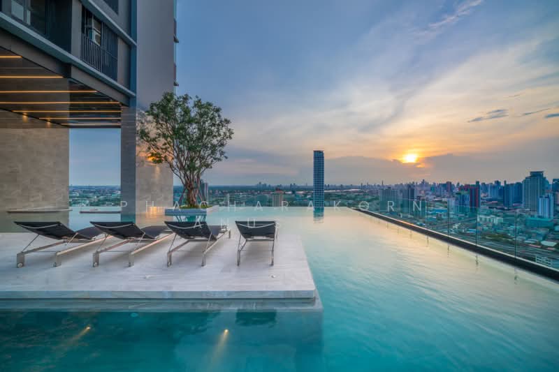 Knightsbridge Prime Onnut, Bangkok
