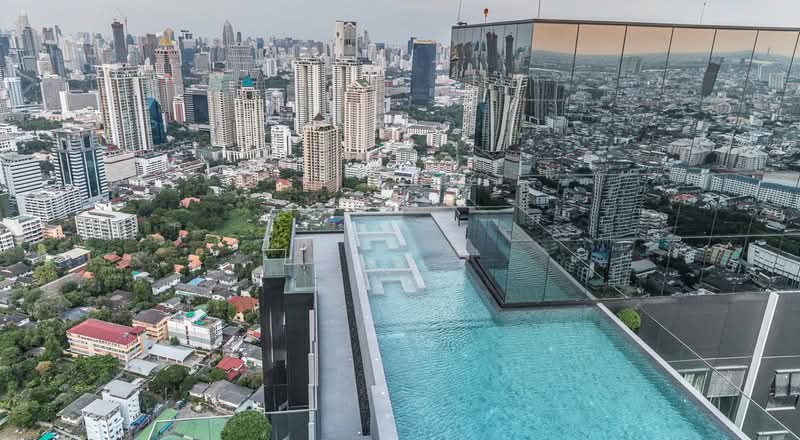 Knightsbridge Prime Sathorn, Bangkok