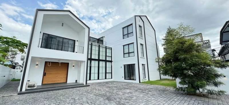 6-BR House, Bangkok