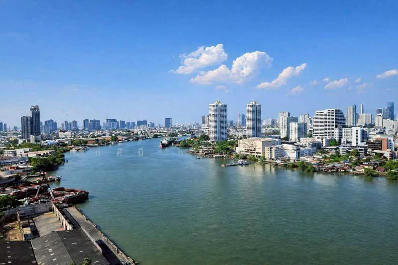 Ivy River, Bangkok