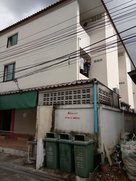 ขายกิจการอพาร์ทเมนท์ เนื้อที่ 96 ตารางวา พร้อมผู้เช่า มี 31 ห้อง, Nonthaburi