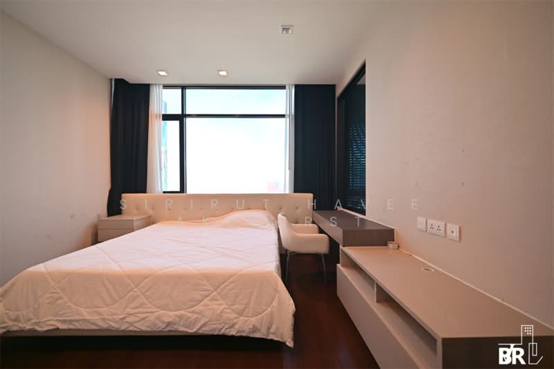 Ivy Ampio, Bangkok