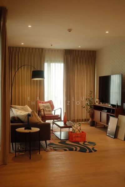 Noble Solo, Bangkok