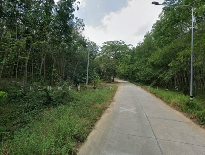 Land for sale in Nikhom Phatthana, 19 rai, Soi Map Khamin, next to concrete road,, Rayong