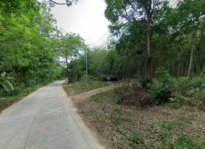 Land for sale in Nikhom Phatthana, 19 rai, Soi Map Khamin, next to concrete road,, Rayong