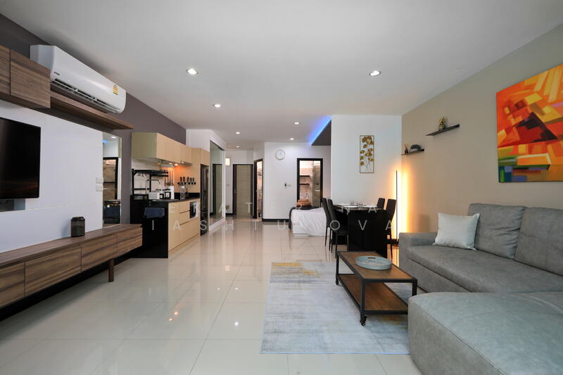 Nai Harn Beach Condominium, phuket