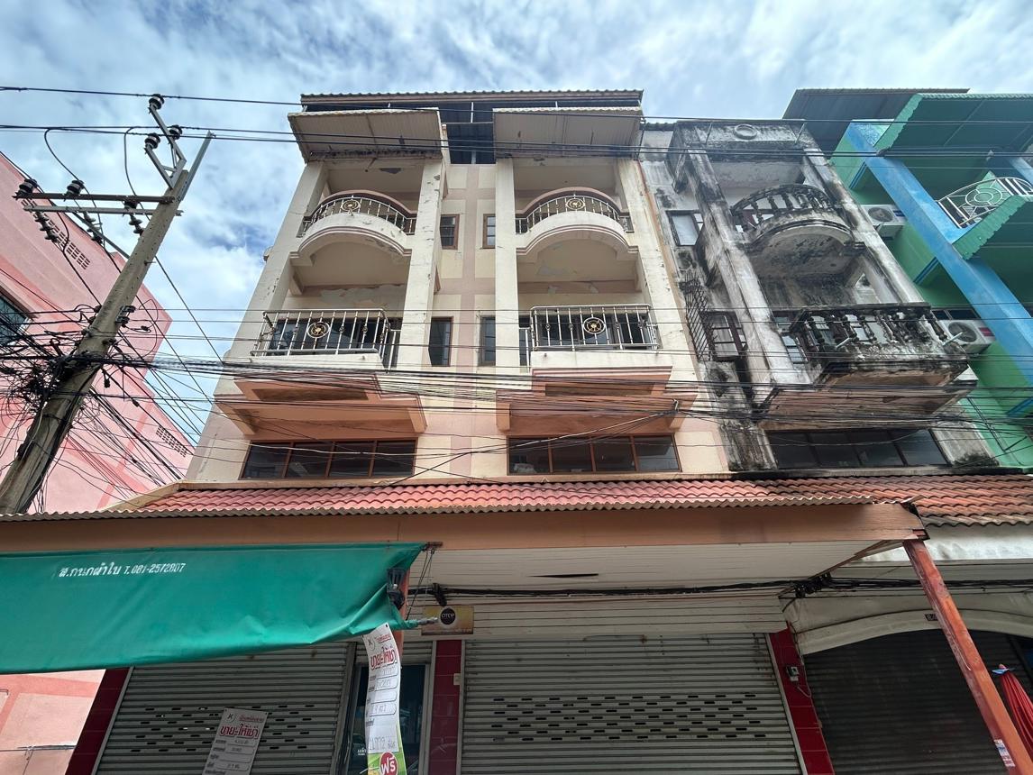 Commercial Townhouse in Map Prakan Chon Buri Province Samut Prakan Province