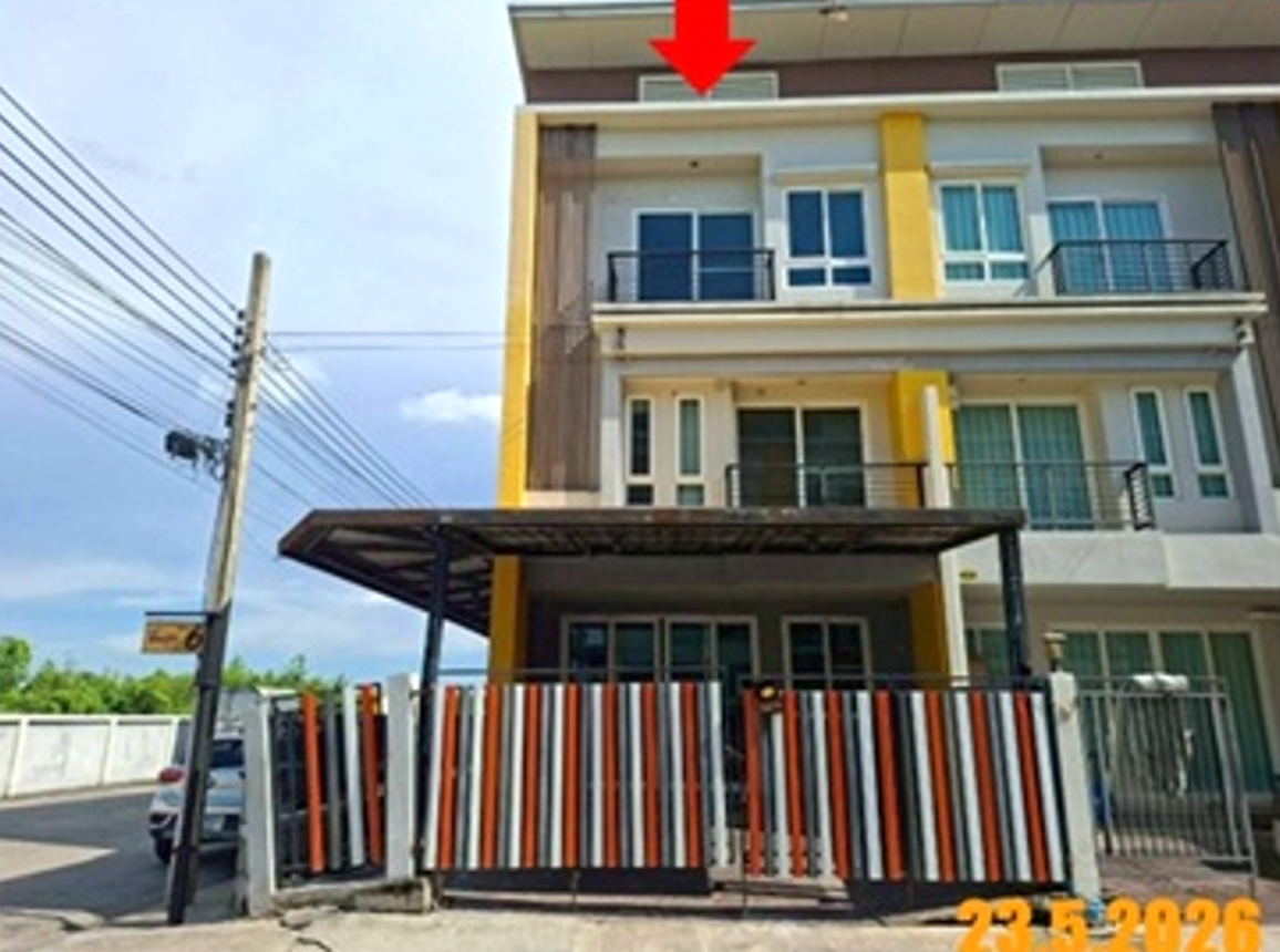 Townhouse Suvarnabhumi Town at Hua Takhai Lad Krabang Bangkok