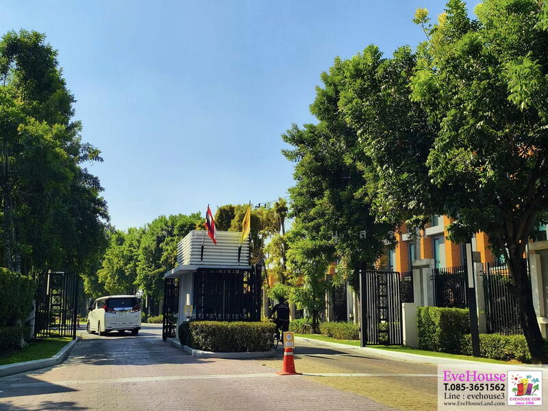 Grand Bangkok Boulevard, Krungthep Kreetha, Bangkok