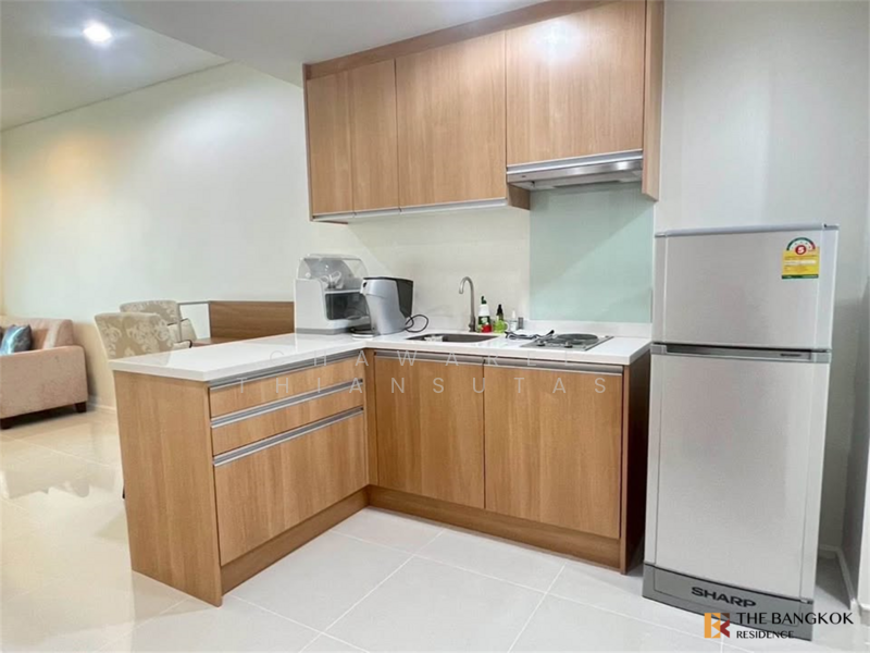 Villa Asoke, Bangkok