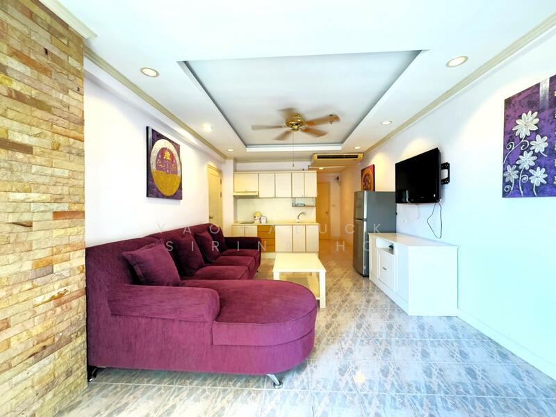 Jomtien Beach Condo, Chon Buri (Pattaya)