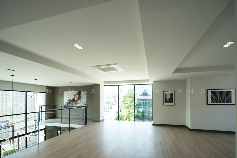The Preston Townhome Rama9-Krungthepkreetha, Bangkok