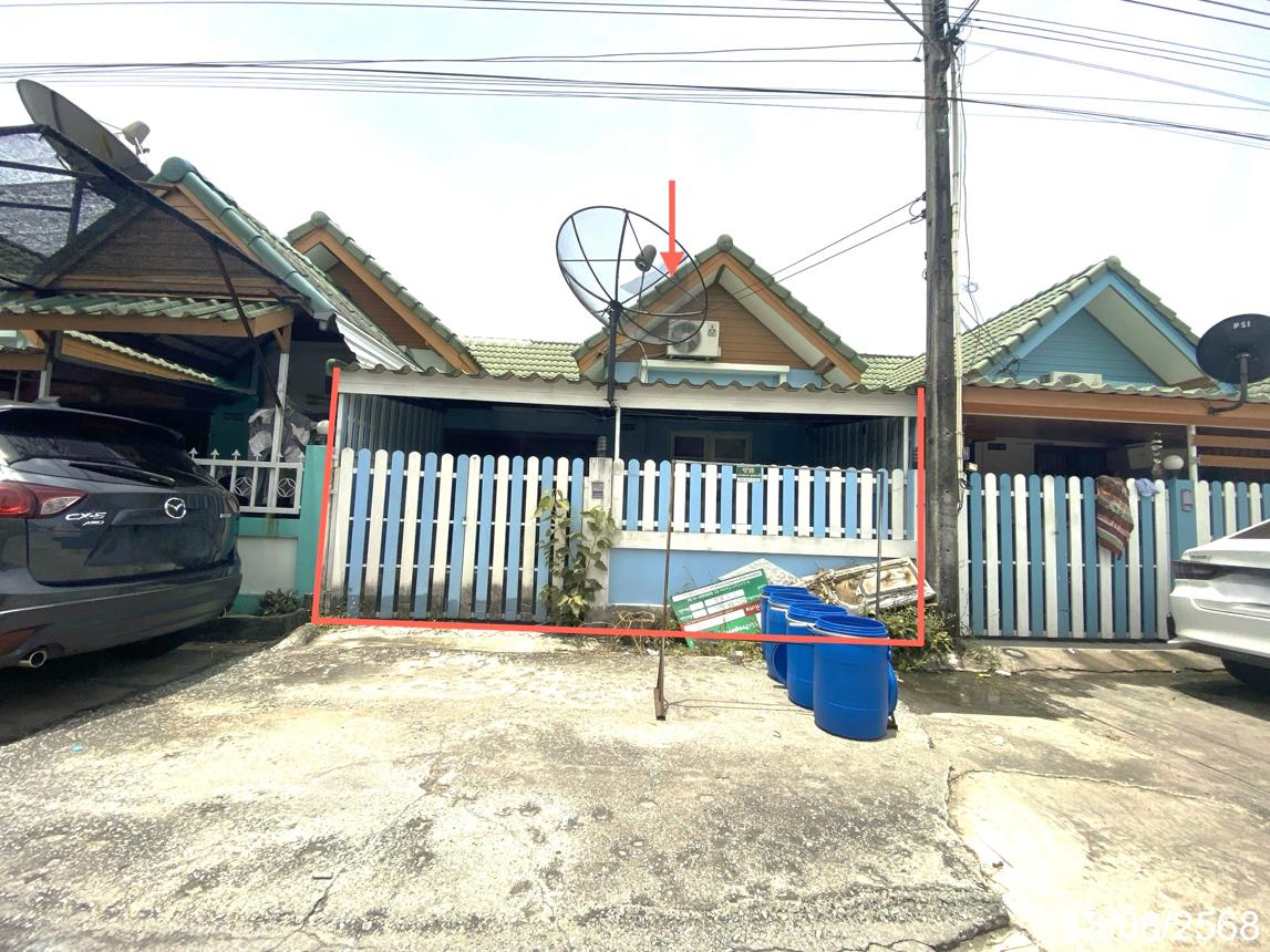 Townhouse in Pan Thong, Chonburi