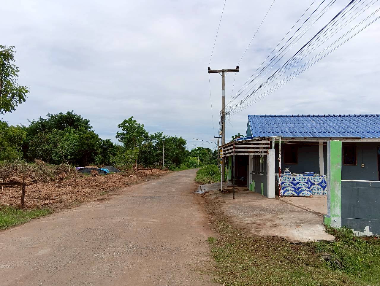อาคารแถวจำนวน 10 ห้อง เมืองสุรินทร์