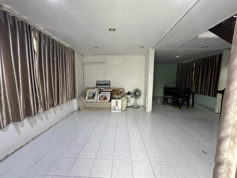 บ้านเดี่ยว 2 ชั้น ซอยเพชรเกษม28 แยก9, Bangkok