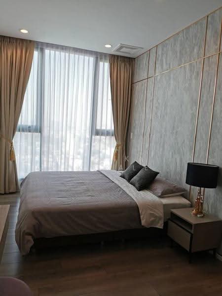 Whizdom Essence, bangkok