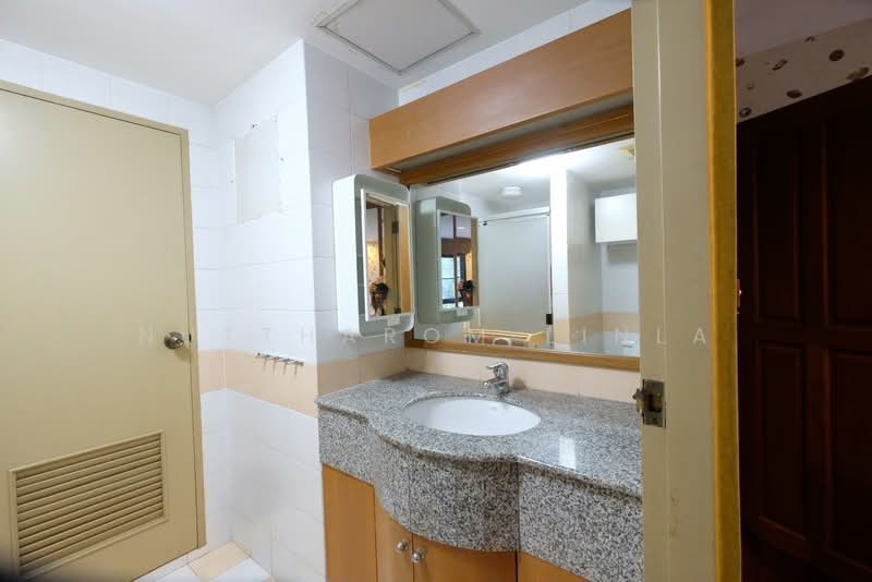 Baan Chan Condominium, Bangkok
