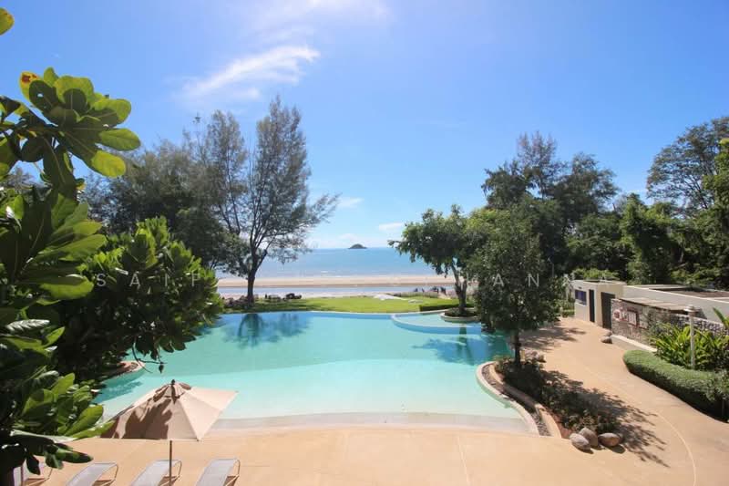 Baan Nub Kluen, Prachuap Khiri Khan