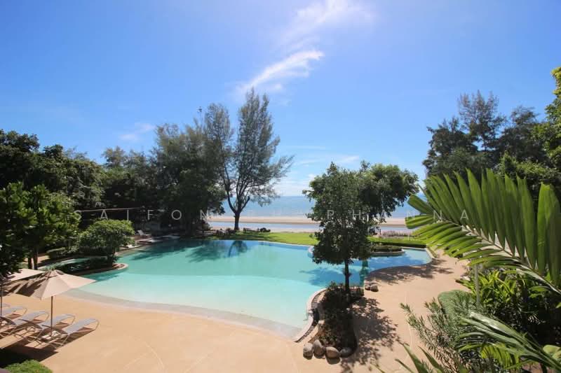 Baan Nub Kluen, Prachuap Khiri Khan