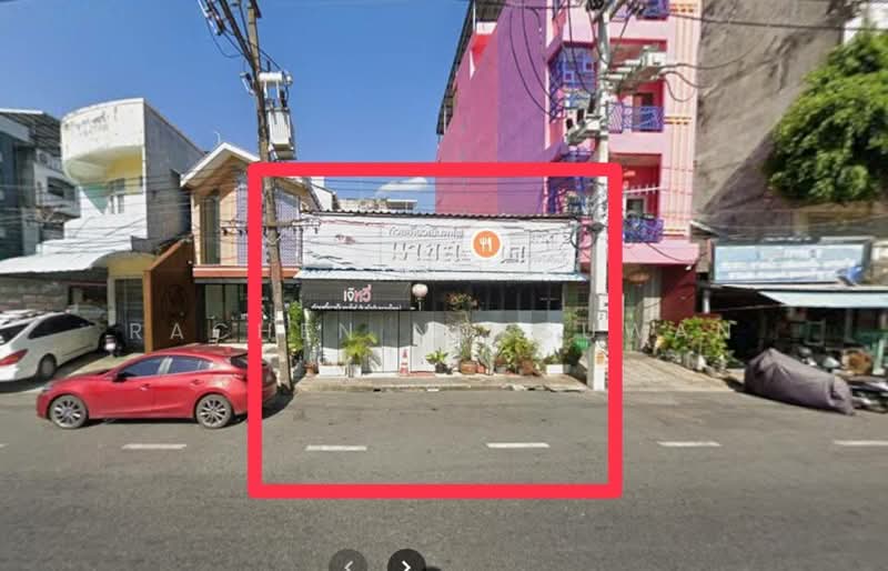sale! Two land plots with existing buildings opposite Srinakorn School. Suitable for a tutoring cent, Songkhla