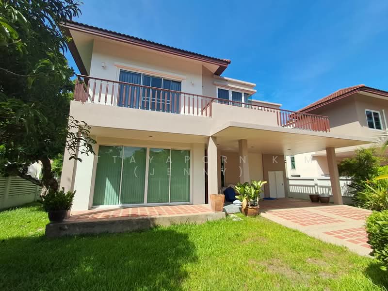Villa Arcadia Srinakarin, Samut Prakan
