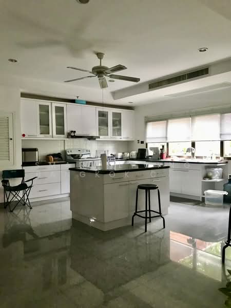 Nichada Thani, Nonthaburi