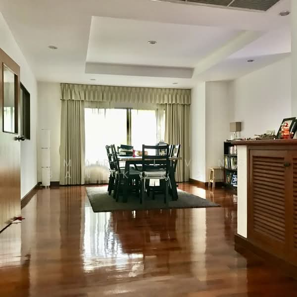 Nichada Thani, Nonthaburi