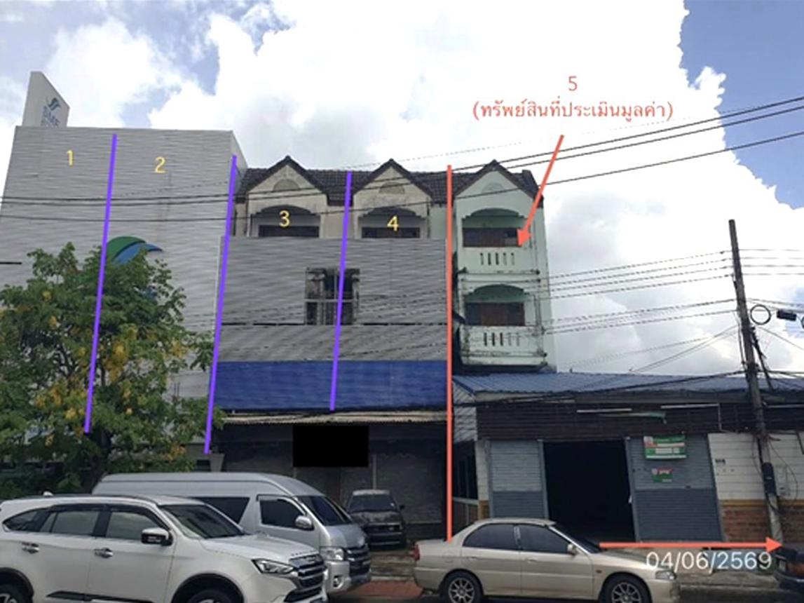 Commercial House in Lamphun Province, Lamphun