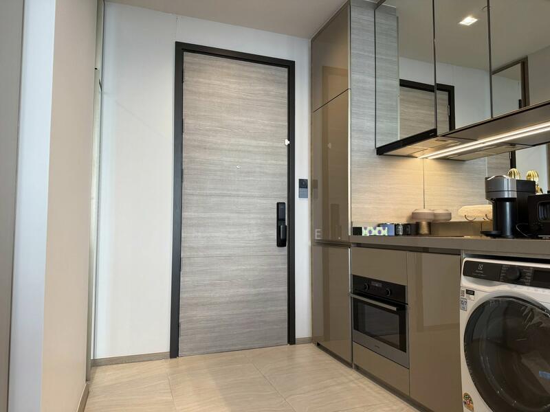 The Crest Park Residences, Bangkok