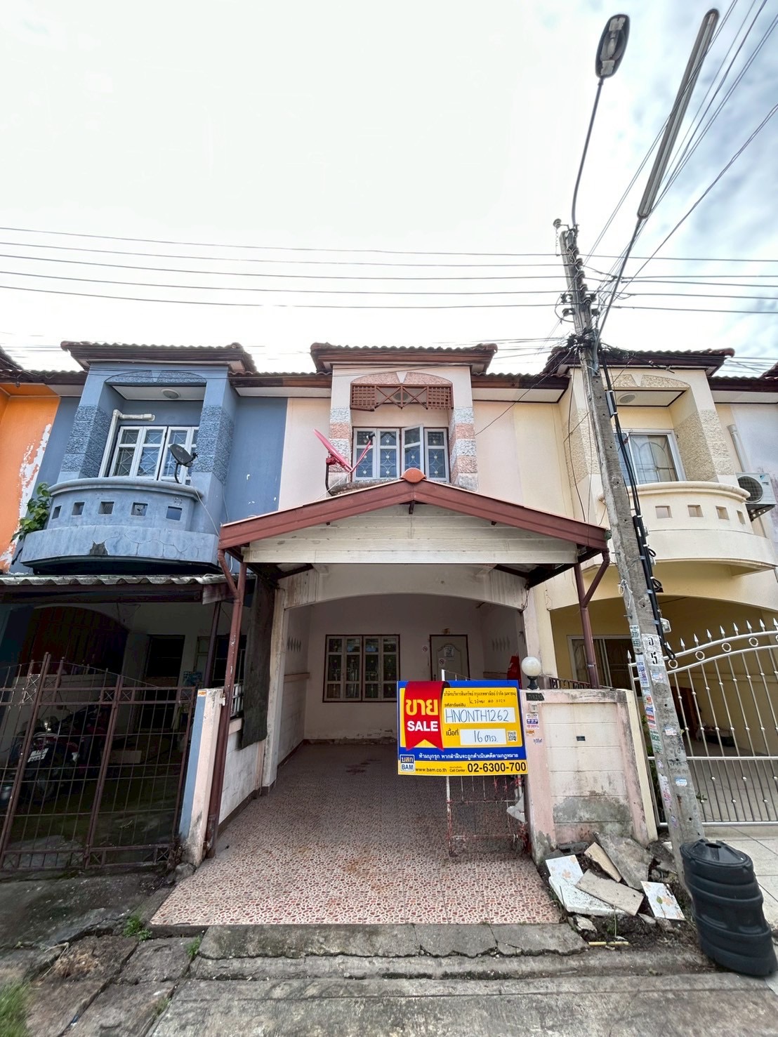 ทาวน์เฮาส์ 2 ชั้น โครงการปิยวรารมย์ ไทรน้อย นนทบุรี