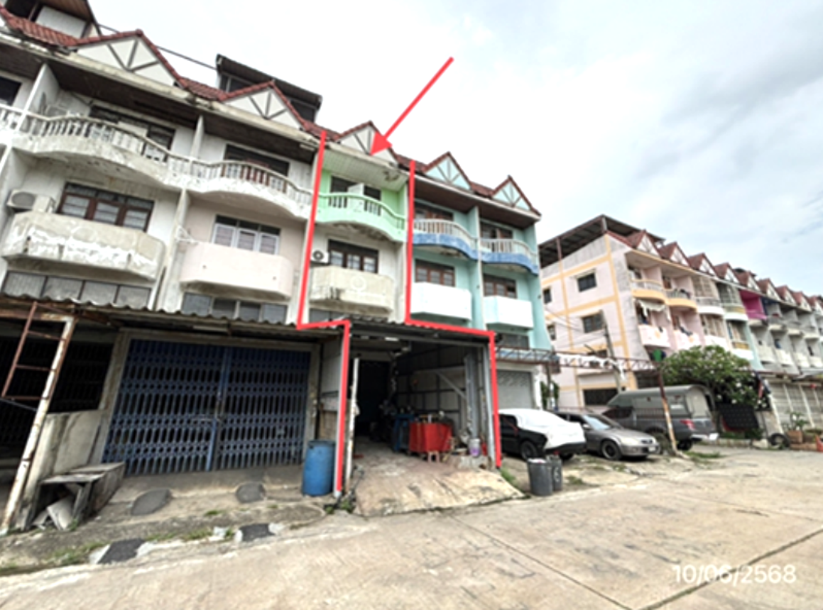 อาคารพาณิชย์ บ้านวังมณี สามพราน นครปฐม
