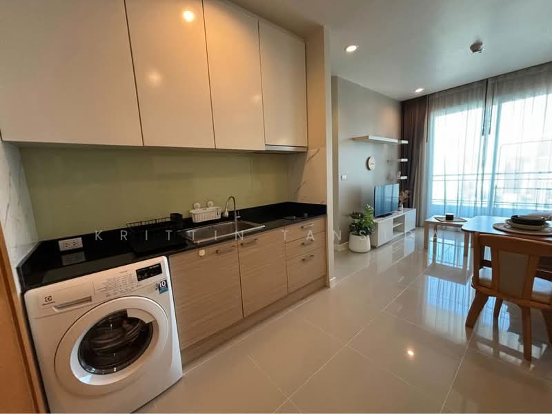 Circle Condominium, Bangkok