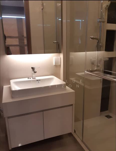Menam Residences, Bangkok