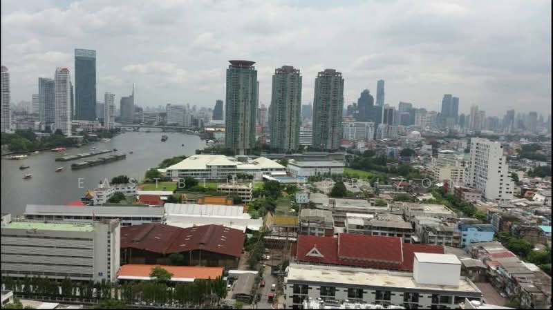 Menam Residences, Bangkok