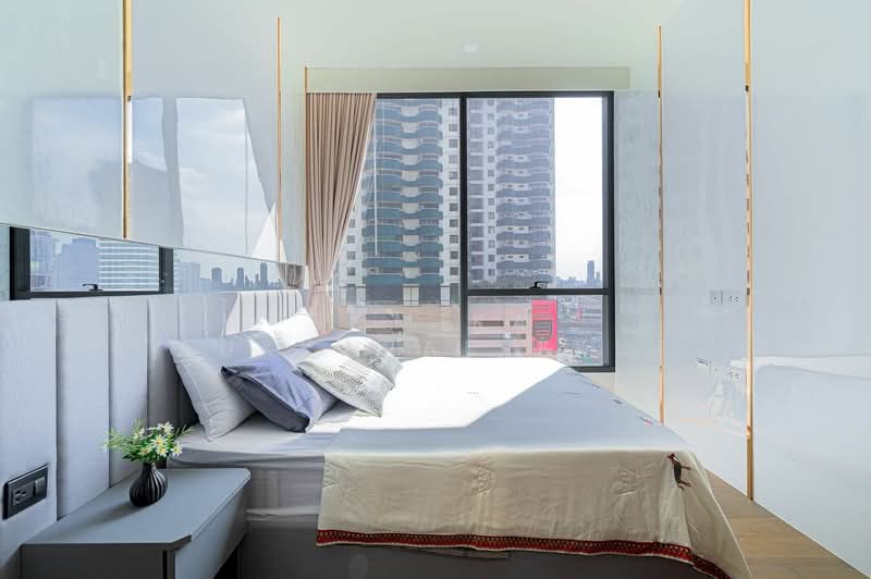 Celes Asoke, Bangkok