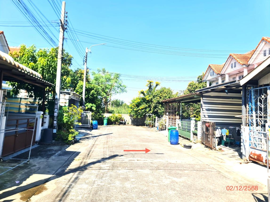 ทาวน์เฮ้าส์ บัวทอง 4 บางบัวทอง นนทบุรี